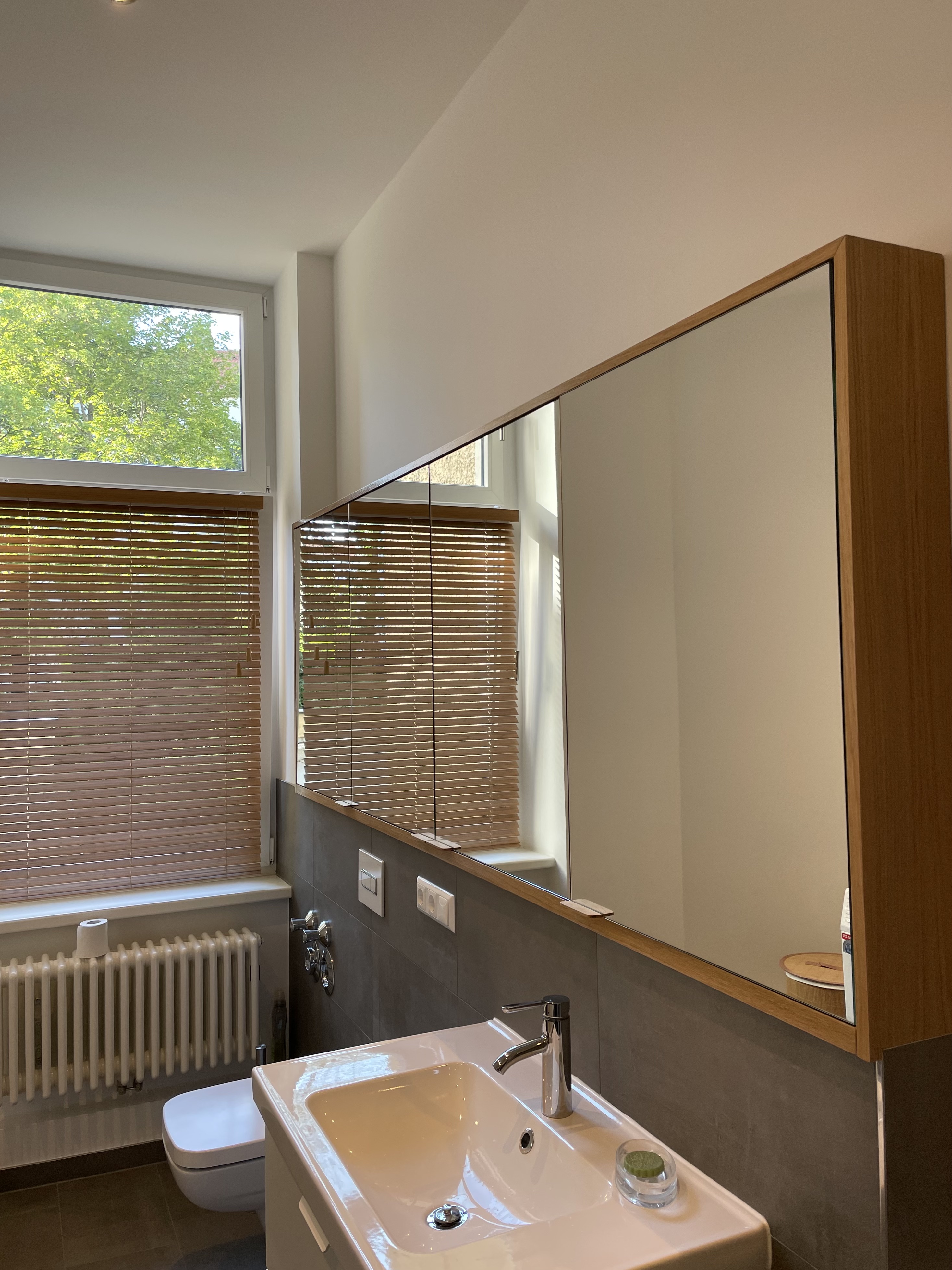 Badezimmer_Spiegelschrank