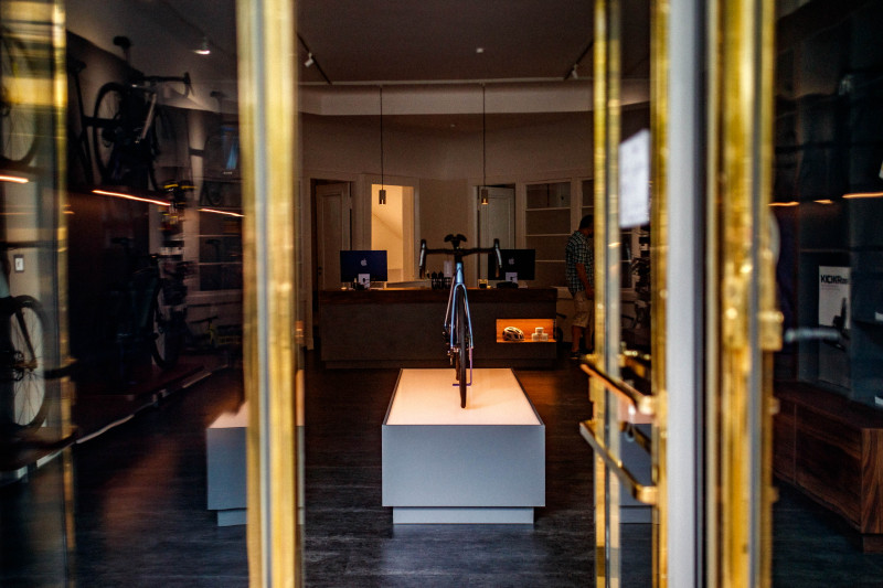 Fahrradladen_Podest_Eingang